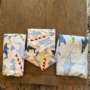Pottery Barn Kids Shark & Fish Print Duvet and Matching Sheets Set Full/Queen
